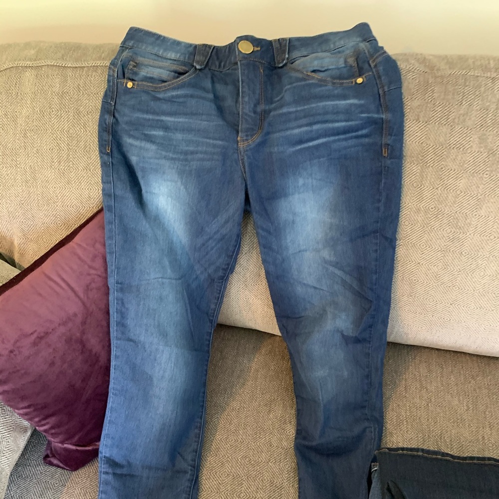 Democracy absolution ankle jeans